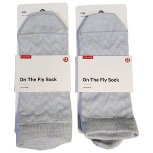 Lululemon Women's On the Fly Socks Gray Ankle Small Medium 2 Pairs NWT